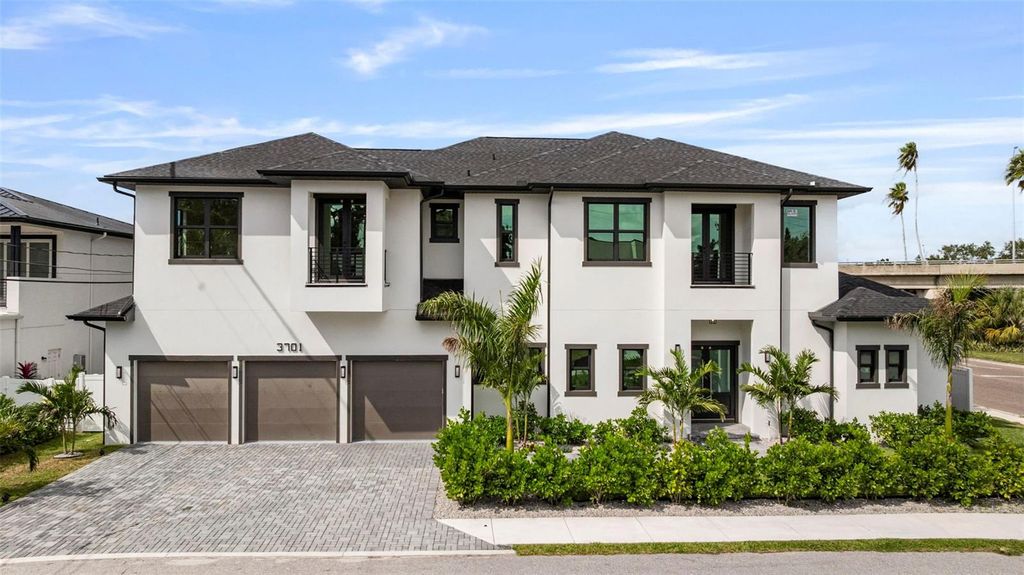 3701 S LYNWOOD AVENUE, Tampa, FL 33611