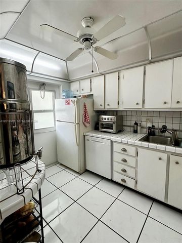 300 Galen Drive 206, Key Biscayne, FL 33149