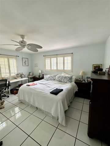 300 Galen Drive 206, Key Biscayne, FL 33149
