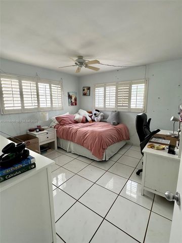 300 Galen Drive 206, Key Biscayne, FL 33149