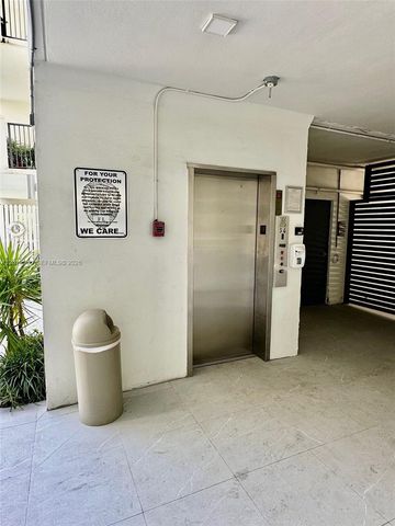 300 Galen Drive 206, Key Biscayne, FL 33149