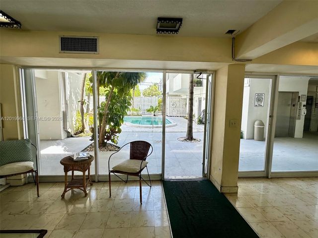 300 Galen Drive 206, Key Biscayne, FL 33149