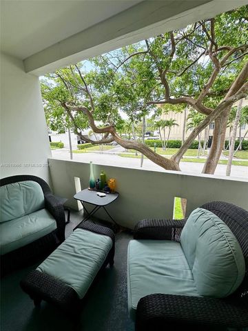300 Galen Drive 206, Key Biscayne, FL 33149