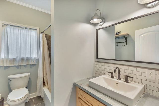 125 Chauga Shoals Drive, Westminster, SC 29693