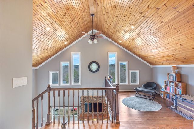 125 Chauga Shoals Drive, Westminster, SC 29693