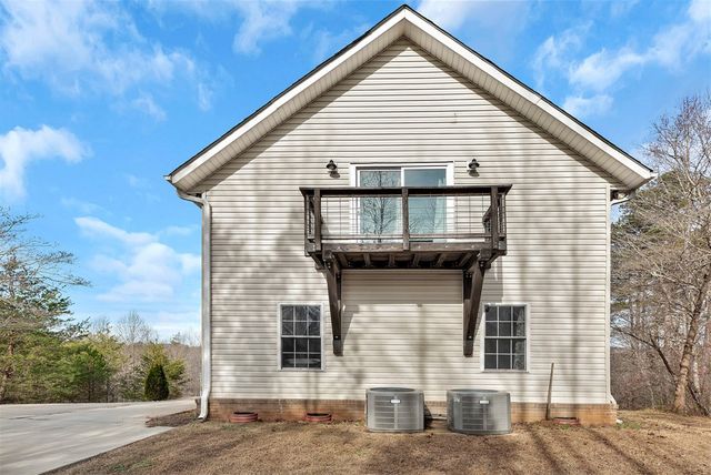 125 Chauga Shoals Drive, Westminster, SC 29693