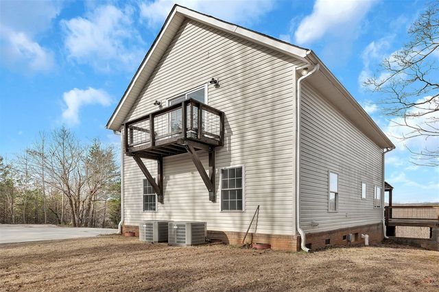 125 Chauga Shoals Drive, Westminster, SC 29693