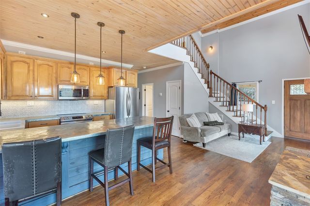 125 Chauga Shoals Drive, Westminster, SC 29693