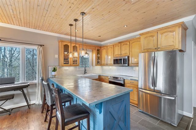 125 Chauga Shoals Drive, Westminster, SC 29693