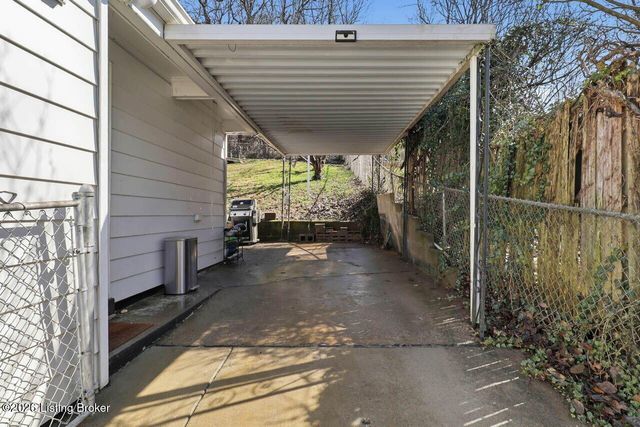 171 N Jane St, Louisville, KY 40206