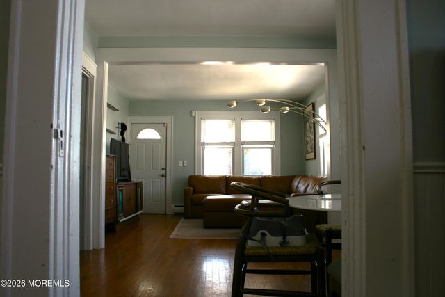 37 Cherry Street, Tinton Falls, NJ 07724