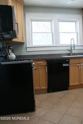 37 Cherry Street, Tinton Falls, NJ 07724