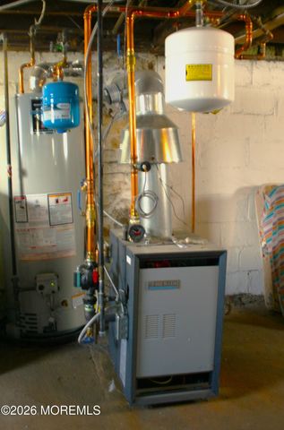 37 Cherry Street, Tinton Falls, NJ 07724