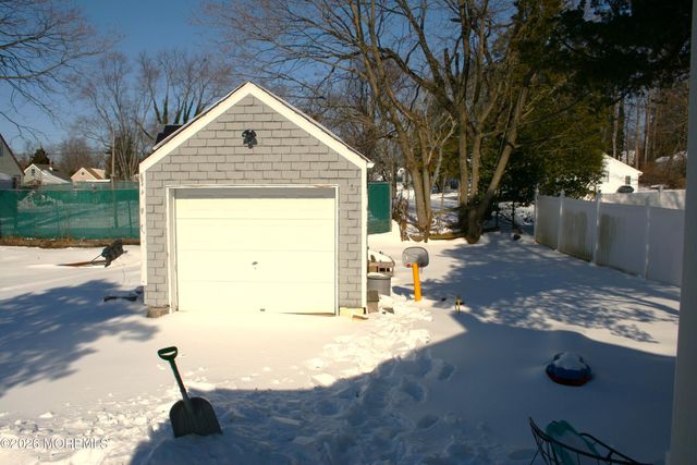 37 Cherry Street, Tinton Falls, NJ 07724