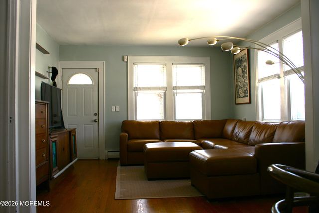 37 Cherry Street, Tinton Falls, NJ 07724