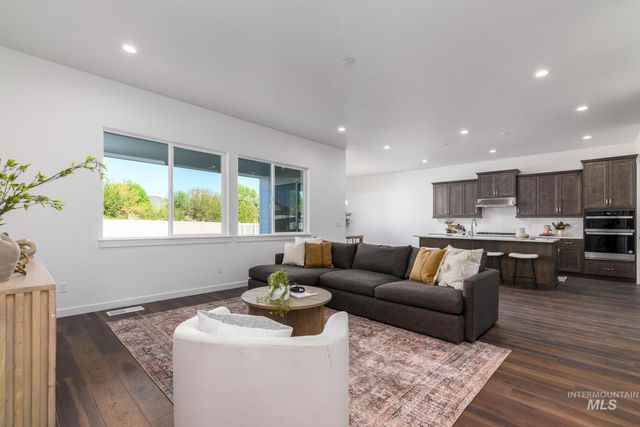 5324 Sparky Ave, Caldwell, ID 83607