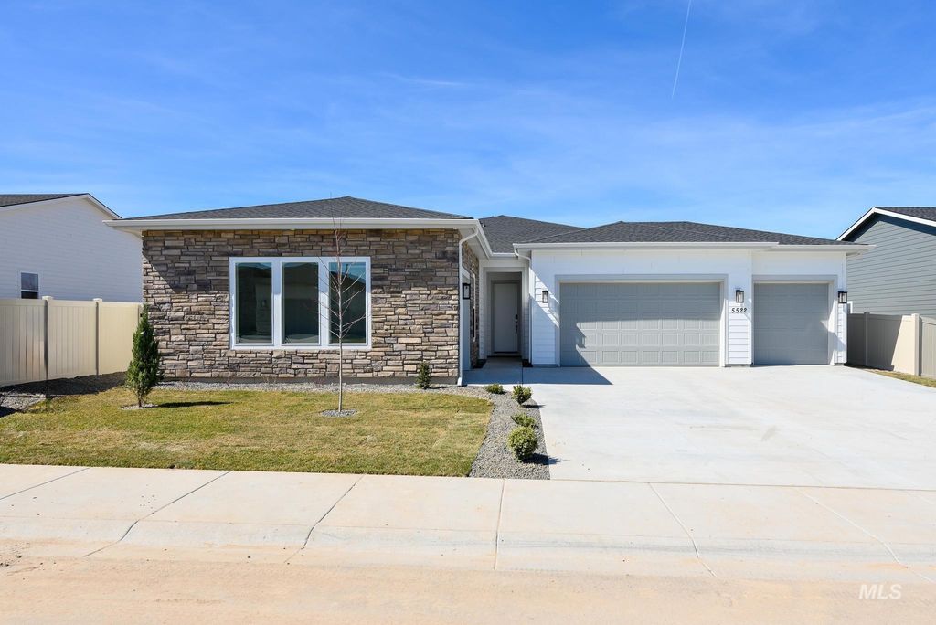 5324 Sparky Ave, Caldwell, ID 83607