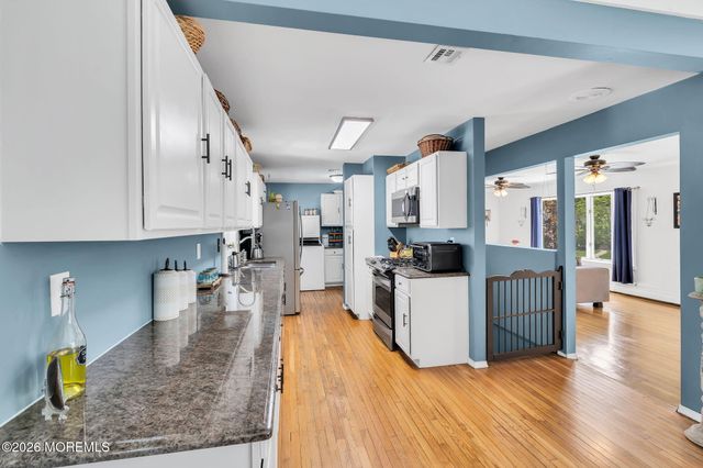 35 Richard Terrace, Red Bank, NJ 07701