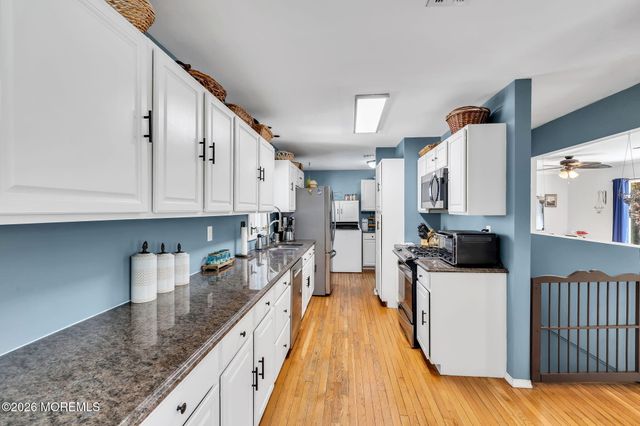 35 Richard Terrace, Red Bank, NJ 07701