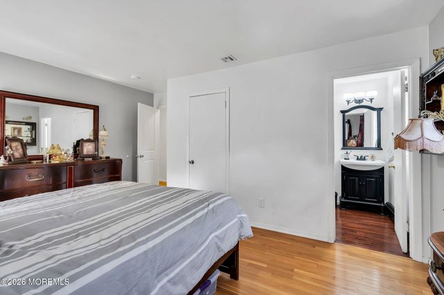 35 Richard Terrace, Red Bank, NJ 07701
