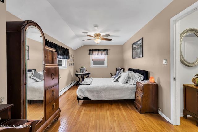 35 Richard Terrace, Red Bank, NJ 07701