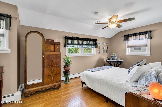 35 Richard Terrace, Red Bank, NJ 07701