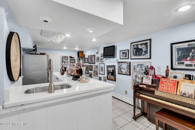 35 Richard Terrace, Red Bank, NJ 07701