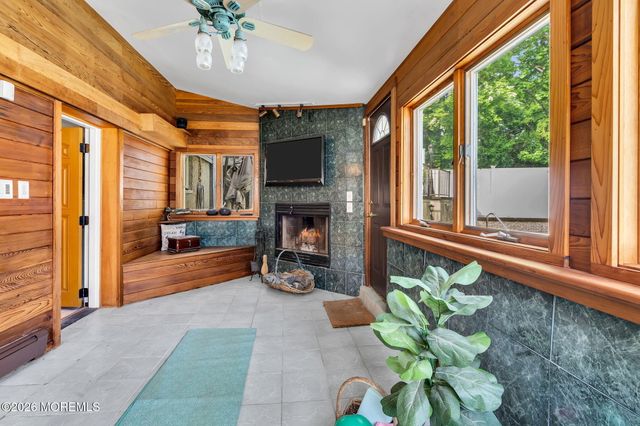 35 Richard Terrace, Red Bank, NJ 07701