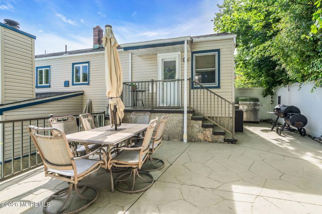 35 Richard Terrace, Red Bank, NJ 07701