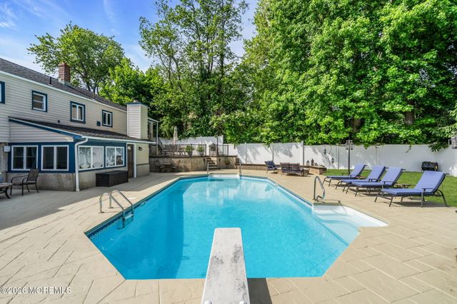 35 Richard Terrace, Red Bank, NJ 07701