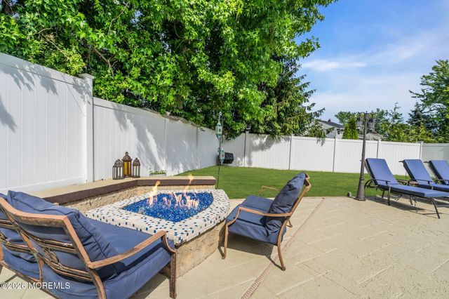 35 Richard Terrace, Red Bank, NJ 07701