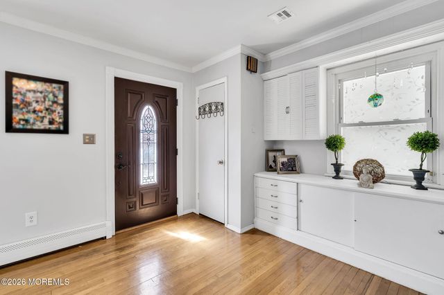 35 Richard Terrace, Red Bank, NJ 07701