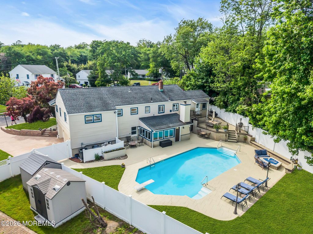 35 Richard Terrace, Red Bank, NJ 07701