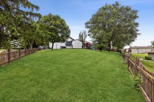5701 Bedford Court, Hanover Park, IL 60133
