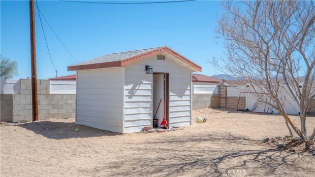 73254 El Paseo, 29 Palms, CA 92277