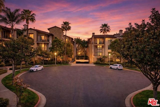 13031 Villosa Place 122, Playa Vista, CA 90094