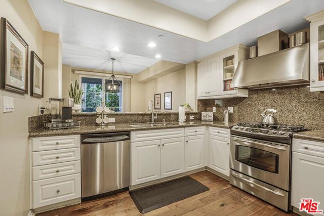 13031 Villosa Place 122, Playa Vista, CA 90094