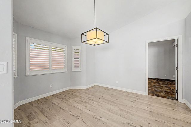 5830 E MCKELLIPS Road 20, Mesa, AZ 85215