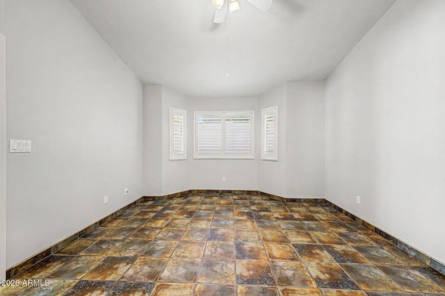 5830 E MCKELLIPS Road 20, Mesa, AZ 85215