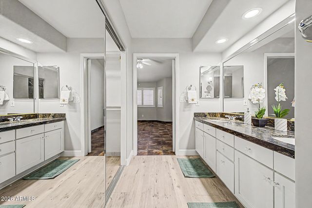 5830 E MCKELLIPS Road 20, Mesa, AZ 85215