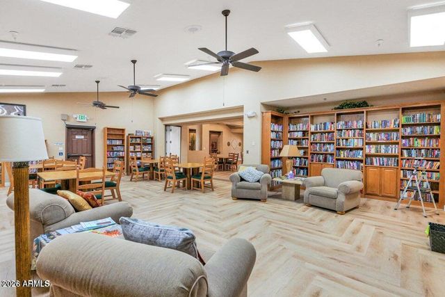 5830 E MCKELLIPS Road 20, Mesa, AZ 85215