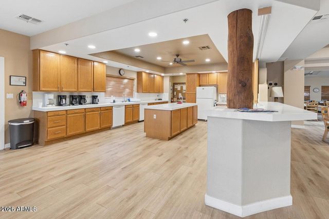 5830 E MCKELLIPS Road 20, Mesa, AZ 85215