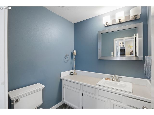 637 Se LINN St E, Portland, OR 97202