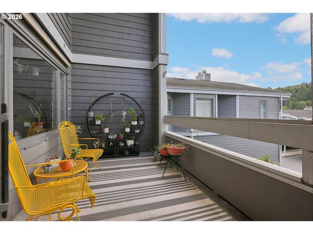 637 Se LINN St E, Portland, OR 97202