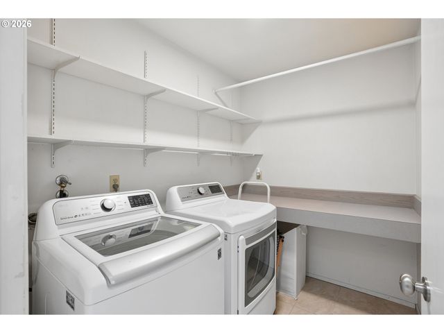 637 Se LINN St E, Portland, OR 97202
