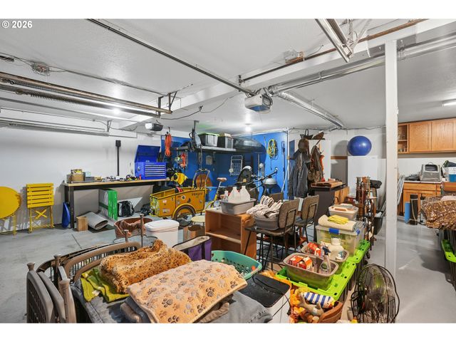 637 Se LINN St E, Portland, OR 97202