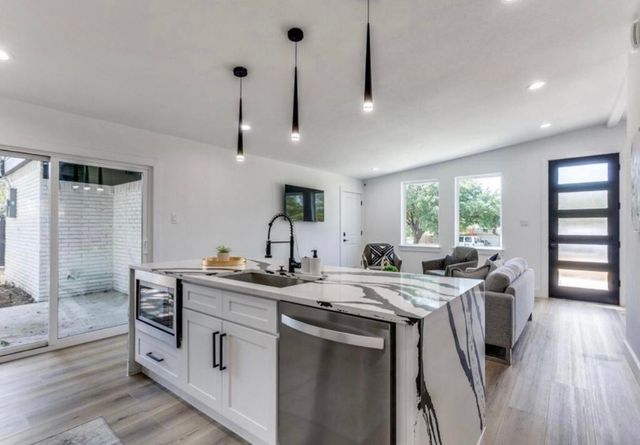 13306 Flagstone Lane, Dallas, TX 75240