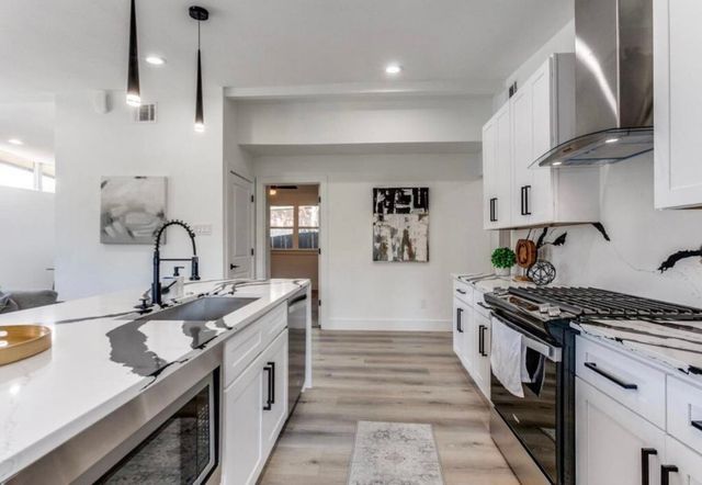 13306 Flagstone Lane, Dallas, TX 75240