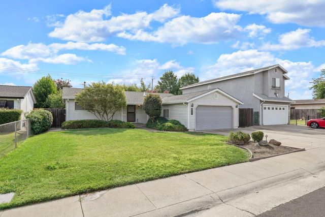 9317 Mark St, Elk Grove, CA 95624