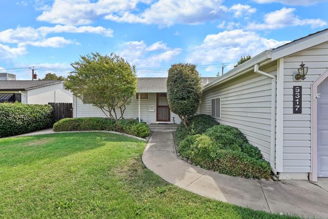 9317 Mark St, Elk Grove, CA 95624